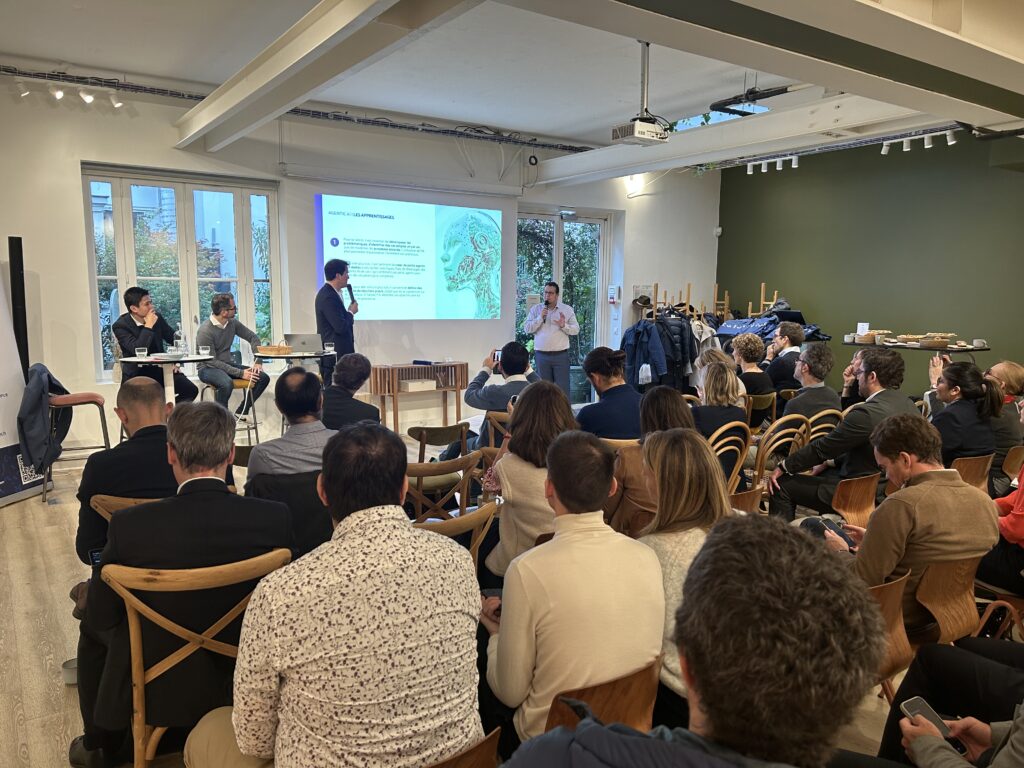 Erwan Lomenech et Nizar Ben Salem présentant lors de la table ronde agent IA EÜRUS